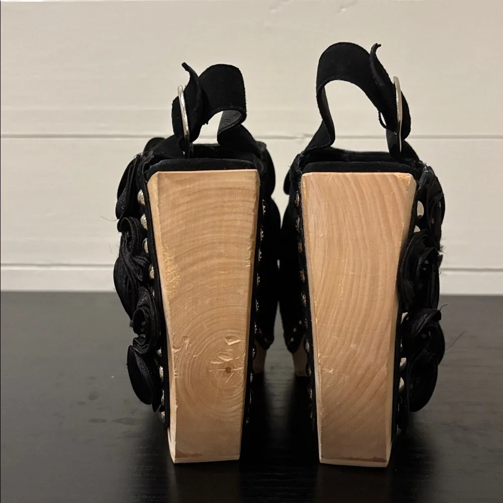 Jeffrey Campbell Wood Platform Satin Floral Jeweled Suede Clog/Sandals Size 6 - Picture 3 of 10